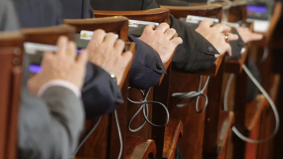 Парламентът ще дава разрешение за концесии над 50 години