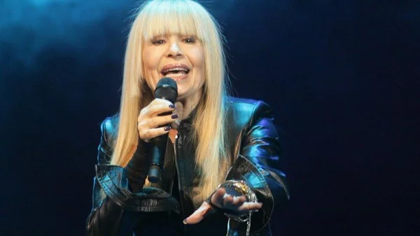 3 емблематични песни по случай рождения ден на Лили Иванова