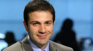 Нагли апаши разбиха дома на Венелин Петков