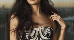 Мъж се удави в басейна на Деми Мур