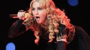 Мадона се заяжда с Гага в песен