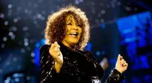 Излиза нов албум на Уитни Хюстън 11 години след смъртта ѝ  