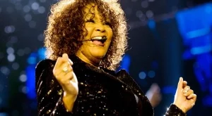 Издават нов албум на Уитни Хюстън