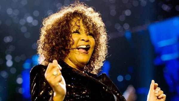 Издават нов албум на Уитни Хюстън