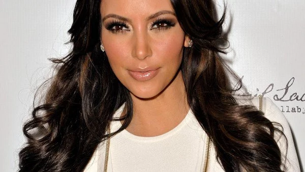 Ким Кардашиян страда от кожно заболяване