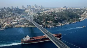 Турция вдига 5 пъти таксата за преминаване през Босфора и Дарданелите