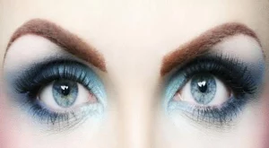 Как да гримираме сините очи