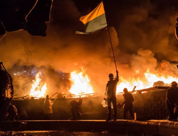 Снайперист рани над 20 милиционера на площада в Киев
