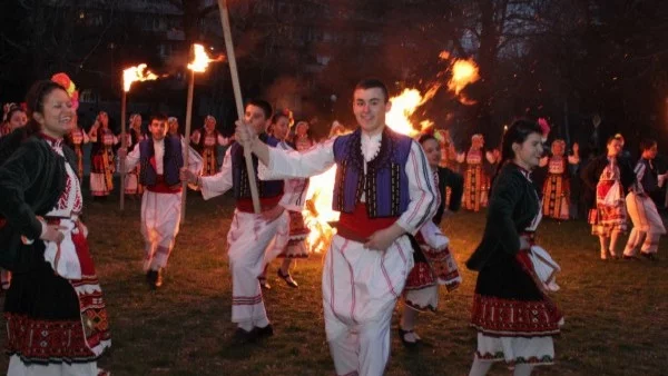 Отбелязваме Сирни заговезни