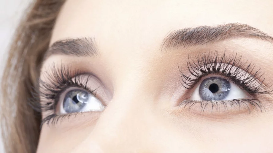 Да превърнеш кафявите си очи в сини за 5000 долара