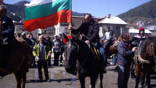 Трескава подготовка в Чепеларе и Момчиловци за Тодоровден