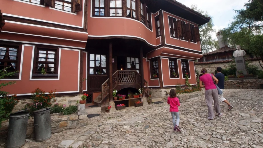 МТ: Копривщица категорично трябва да остане архитектурно-исторически резерват