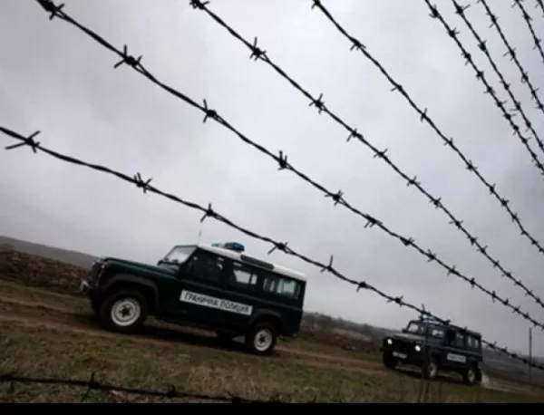 Задържаха 21 души на българо-турската граница за последните дни