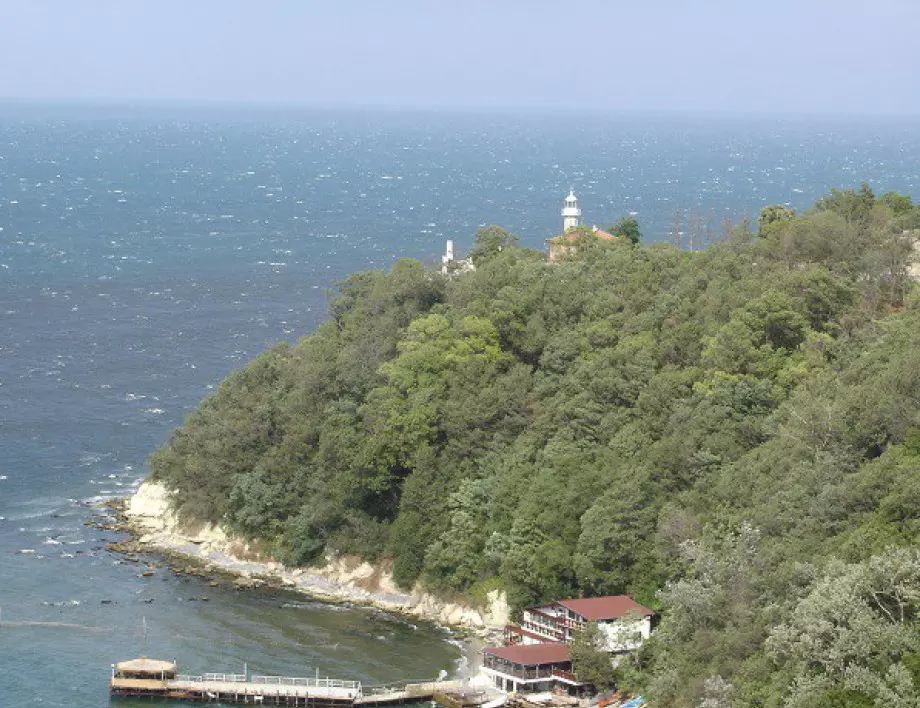 Кораби, плаващи под чуждо знаме, ще изграждат нов сондаж в "Галата"