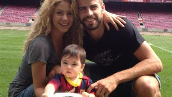 Шакира и Пике говорят на сина си на 7 езика