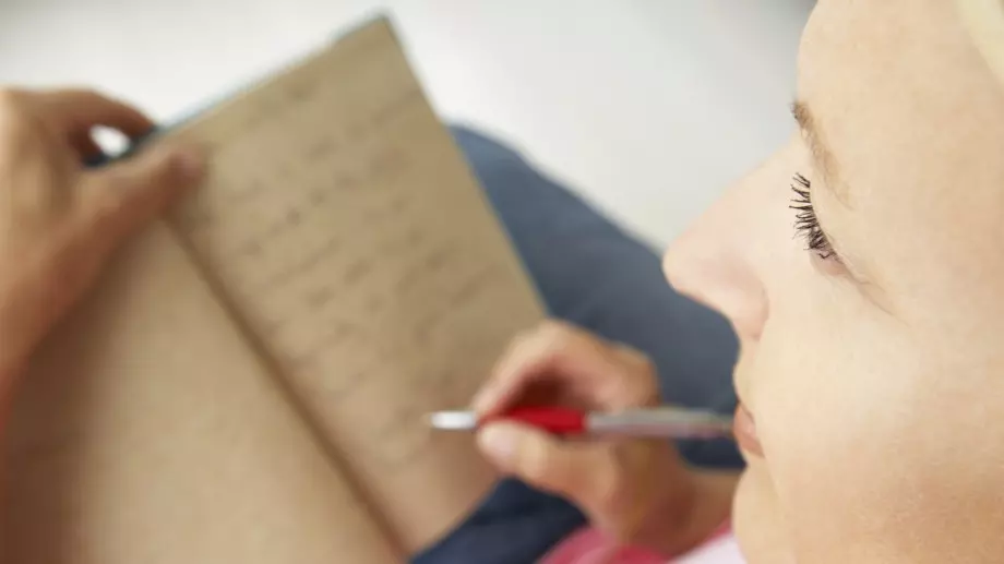 Съжалявам или съжелявам – как се пише правилно?