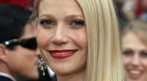 Гуинет Полтроу: Децата ми вече ходят сами на училище