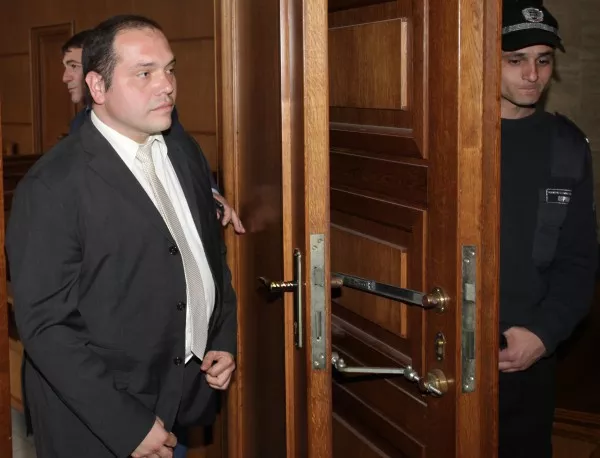 Пред угрозата за затвор Филип Златанов си взе нов адвокат