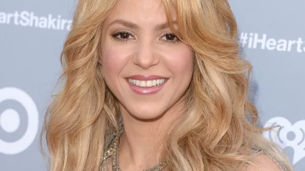 Шакира плати 20 млн. евро на данъчните в Испания