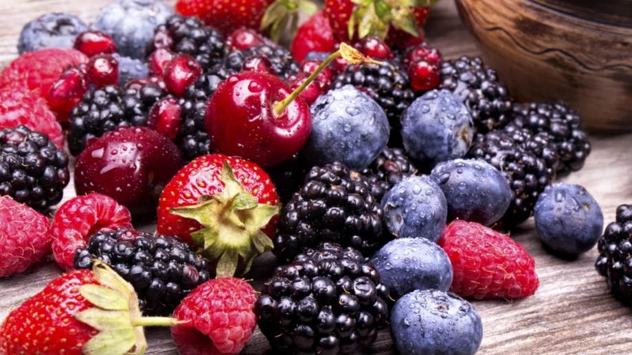 Ето кой е най-замърсеният с пестициди плод 