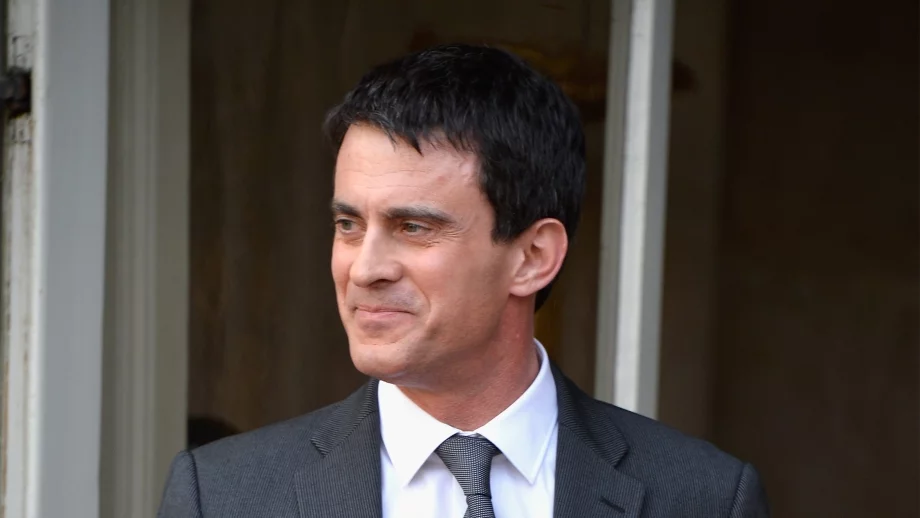 Гърция няма да излезе от еврозоната, успокоява френският премиер