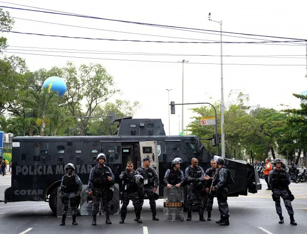 Бунтове с човешка жертва в Рио де Жанейро и Сао Пауло