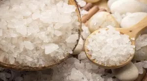 Ето защо японците поръсват ъглите на стаята с морска сол