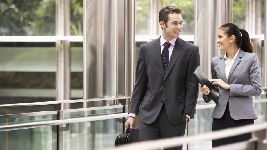 Две трети от българите не биха се преместили заради нова работа 