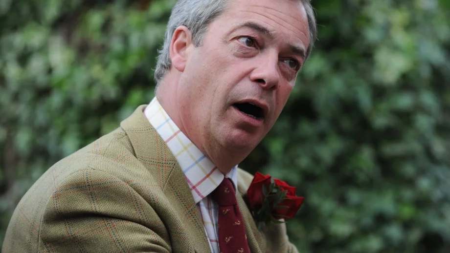 Фараж зове за твърд Brexit, ако не се постигне сделка за финансовите услуги