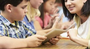 Стратегия за по-добър интернет за децата?