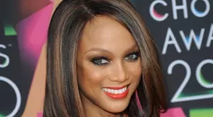 Тайра Банкс навърши 50 и се показа без грим (СНИМКИ)