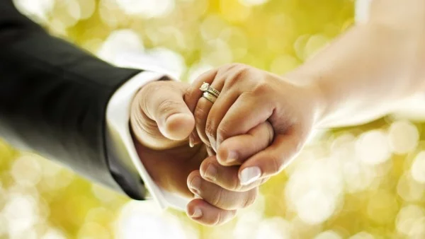 Американка стана първата професионална шаферка в света