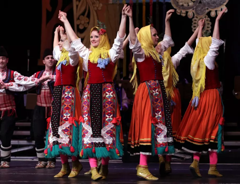 Спектаклите ,,Нощ на ансамблите” в София и Варна се отлагат