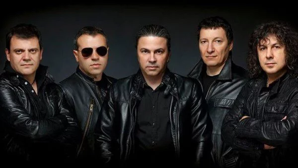 Б.Т.Р. тръгват на турне в Западна Европа 