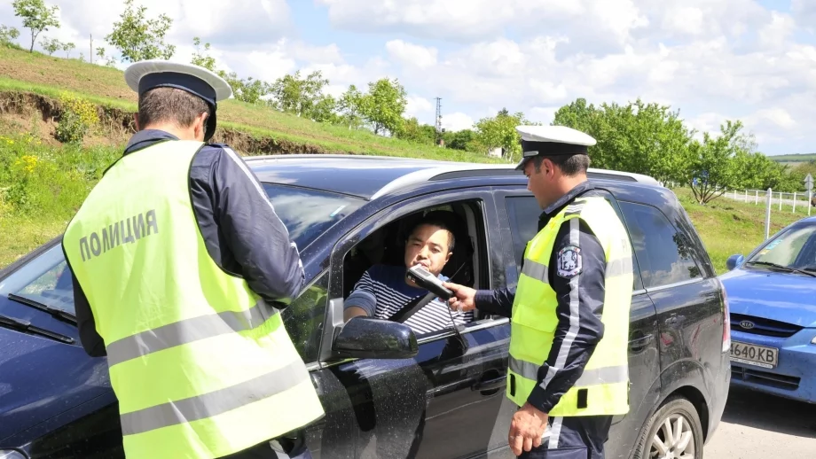 Законови промени предвиждат да се свалят табелите на колите на пияни шофьори