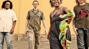 Родни и чужди музиканти с концерти на морето