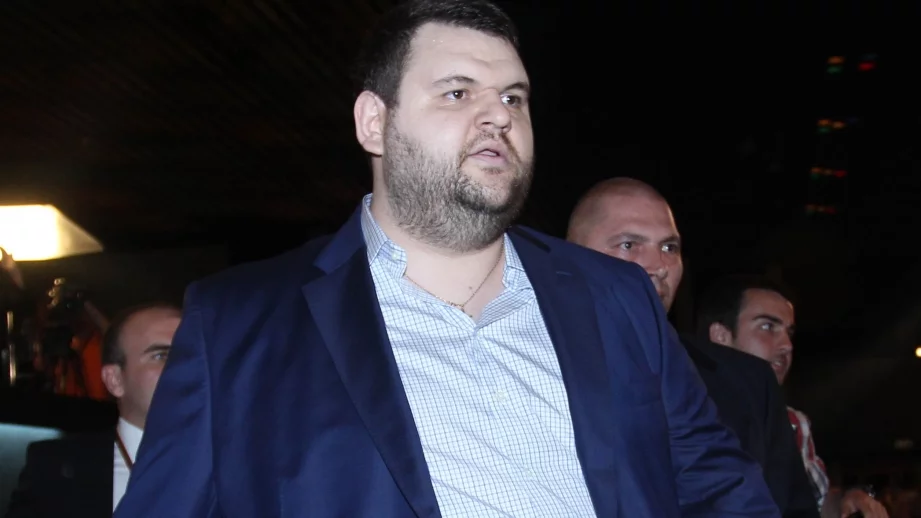 Законът на Пеевски за КТБ бе приет окончателно от парламента