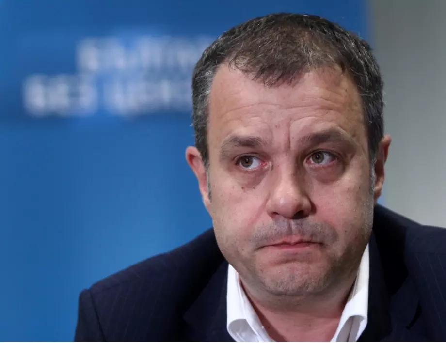 АЕЖ пита СЕМ: Смятате ли да оставите Кошлуков да се пенсионира като директор на БНТ?