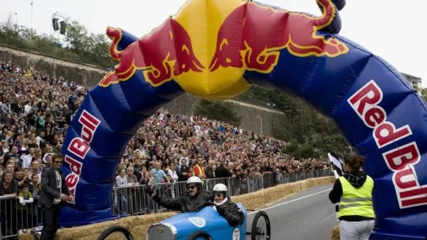 Как да си направим безмоторна кола за Red Bull Soap Box?