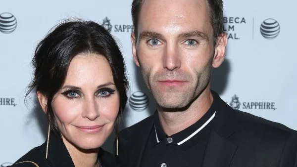 Кортни Кокс се събра с бившия?