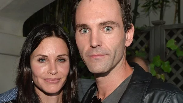 Кортни Кокс се омъжва в замък