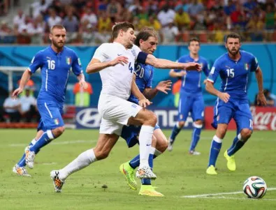 Италия с рекорден процент точни подавания срещу Англия