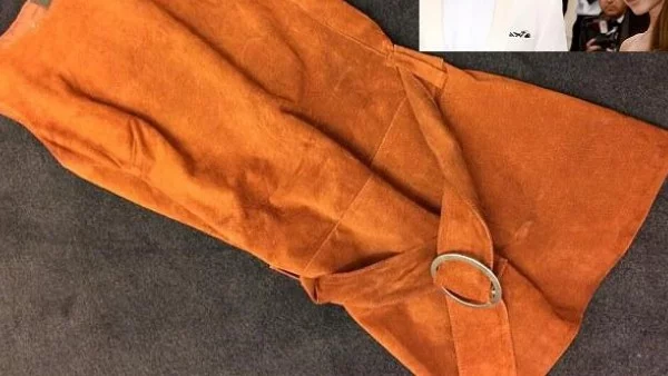 Вики Бекъм пази роклята от първата си среща с Дейвид за Харпър