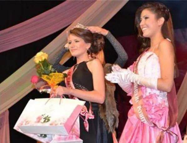 Мис Долина на розата в Казанлък стана 18-годишната Деница Ноева