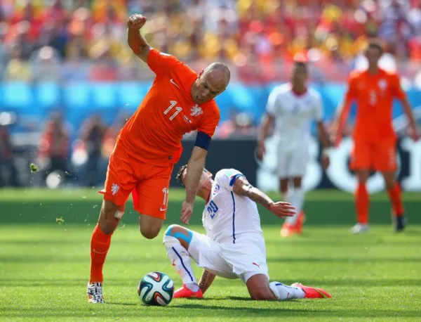 "Летящият" Робен заслужено стана играч на мача Холандия - Чили