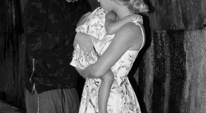 Бионсе и дъщеря й с еднакви рокли