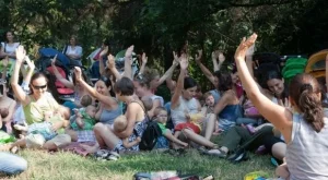 Майки кърмят заедно в Борисовата