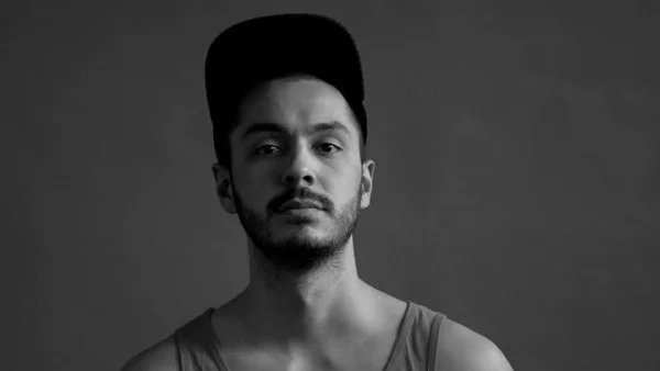 Един мъж: Павел Петров