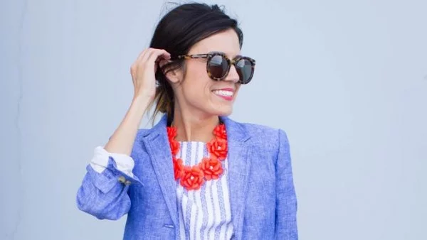 Стилни в офиса и през лятото