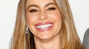 София Вергара заби секси актьор